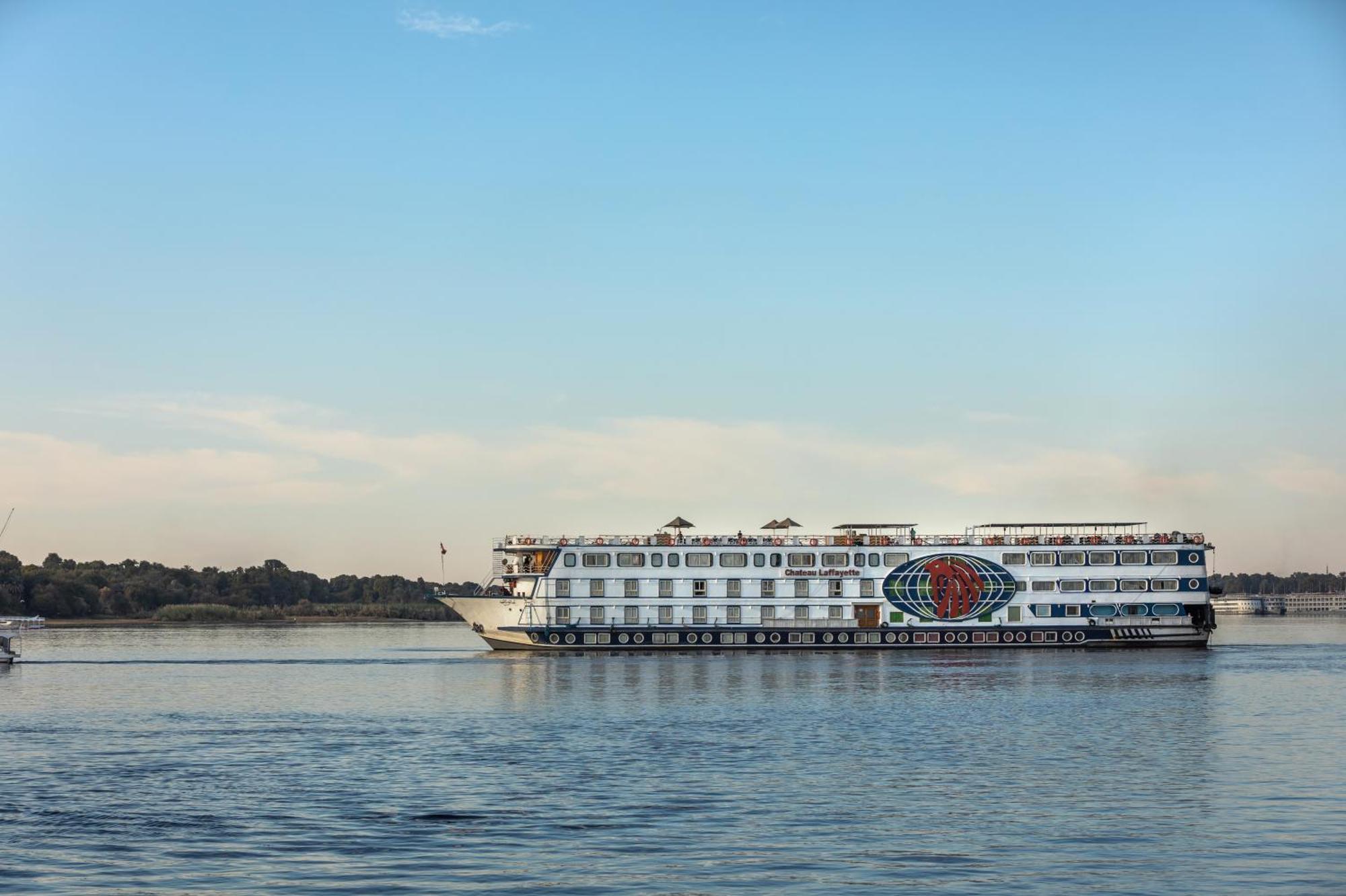 Ms Chateau Lafayette Nile Cruise - 4 Nights From Luxor Each Monday And 3 Nights From Aswan Each Friday Exteriör bild