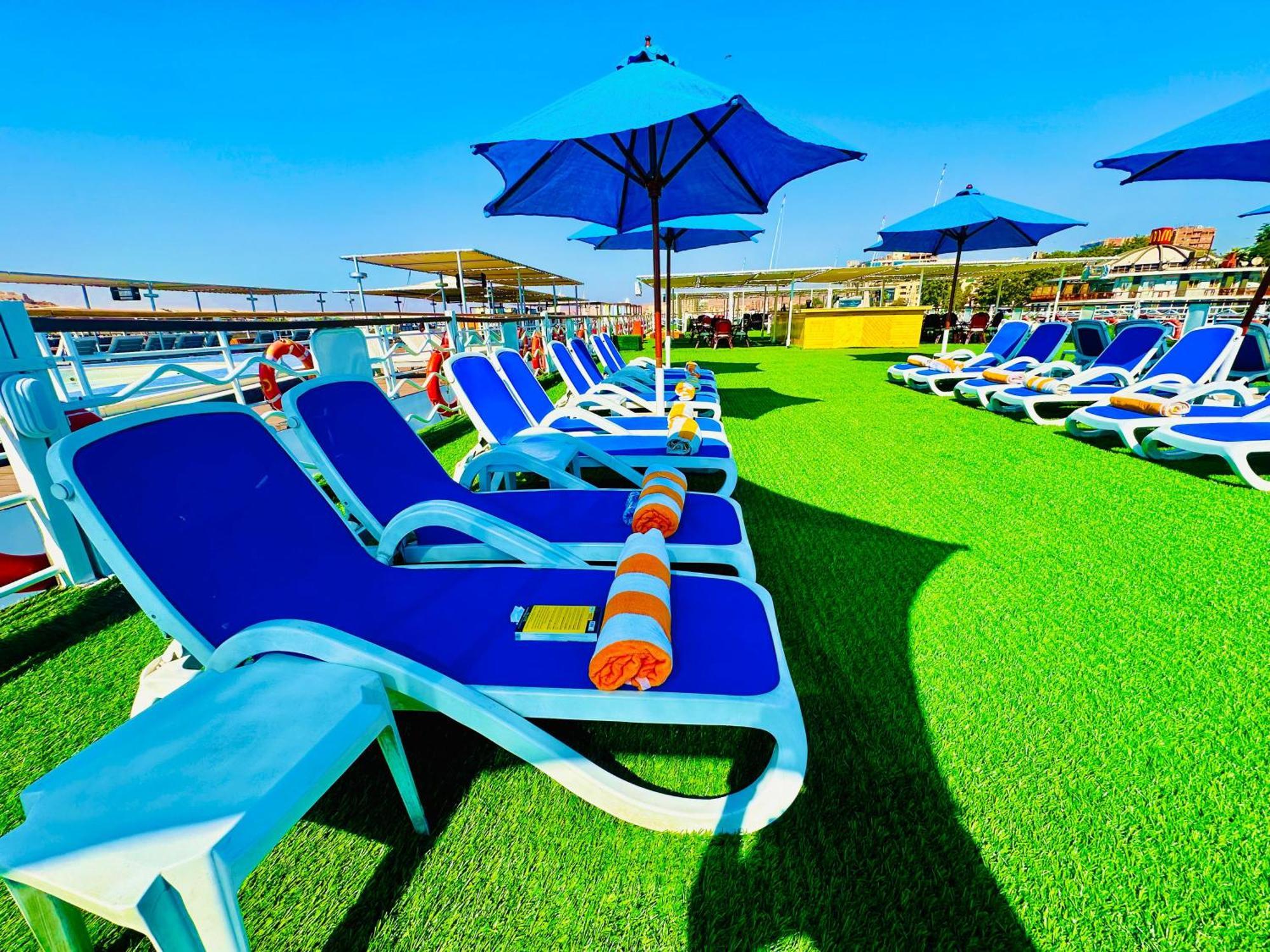 Ms Chateau Lafayette Nile Cruise - 4 Nights From Luxor Each Monday And 3 Nights From Aswan Each Friday Exteriör bild